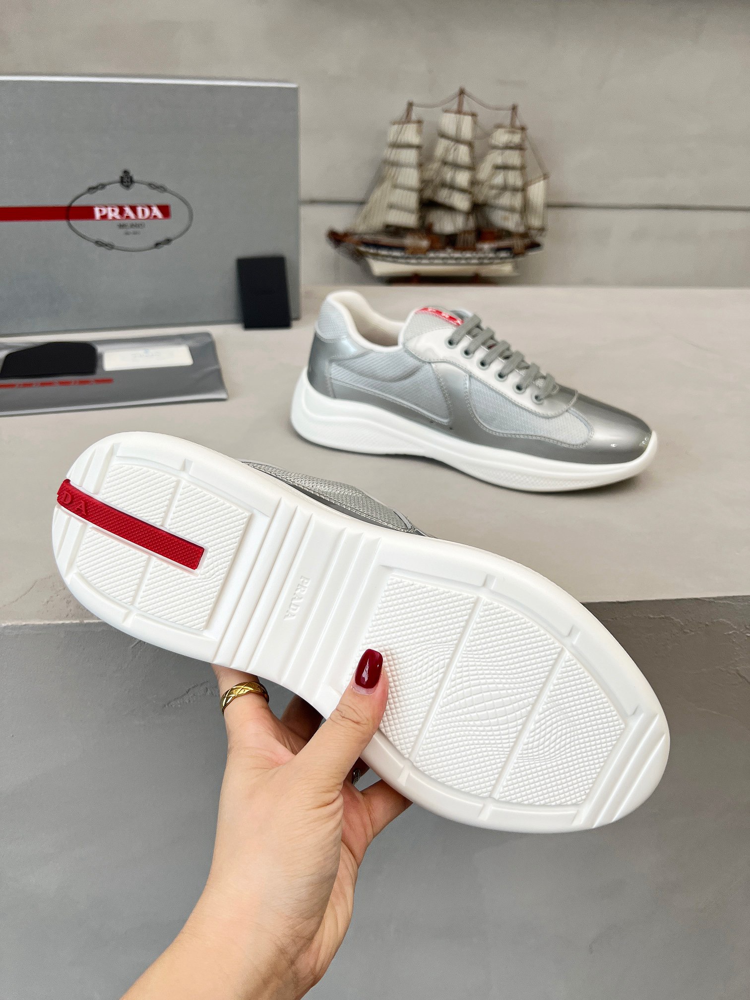 Women Men Top Quality P*rada shoes