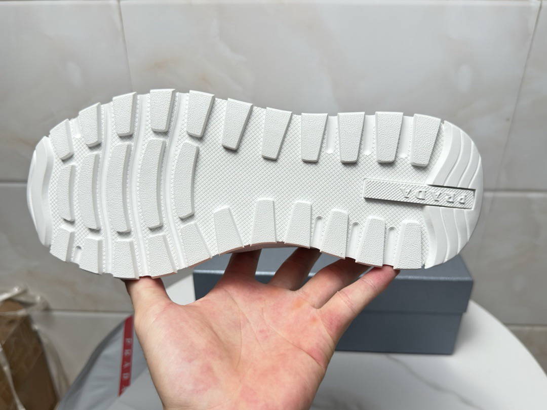 Women Men Top Quality P*rada shoes