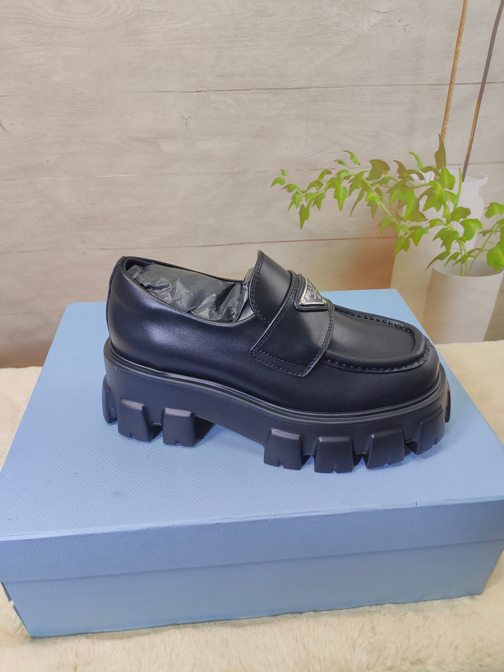 Women Men Top Quality P*rada shoes