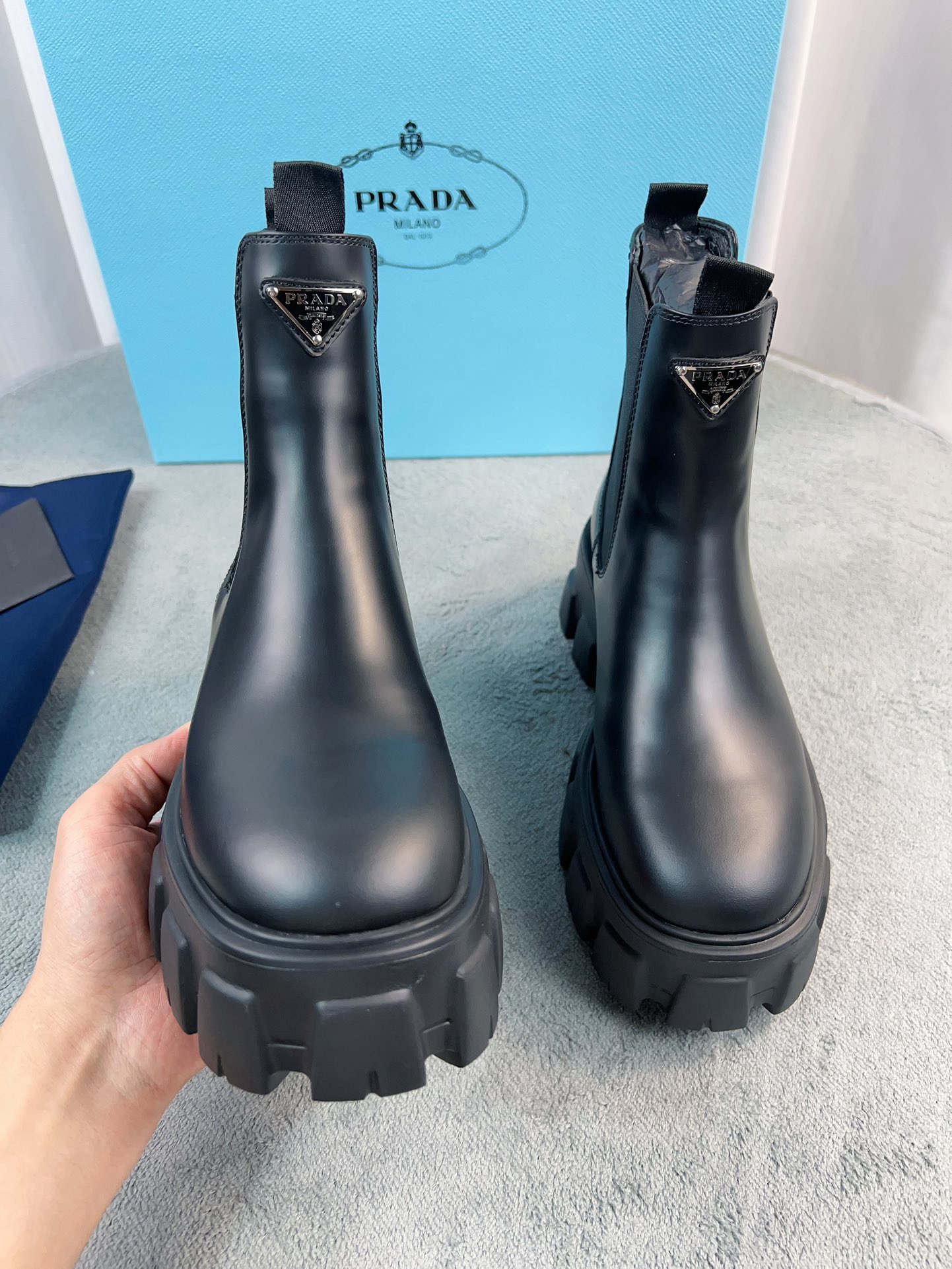 Women Men Top Quality P*rada shoes