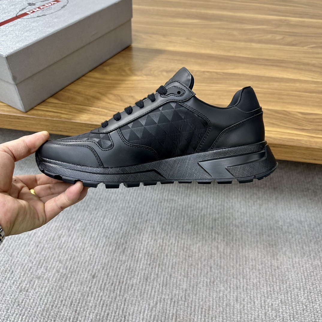 Women Men Top Quality P*rada shoes