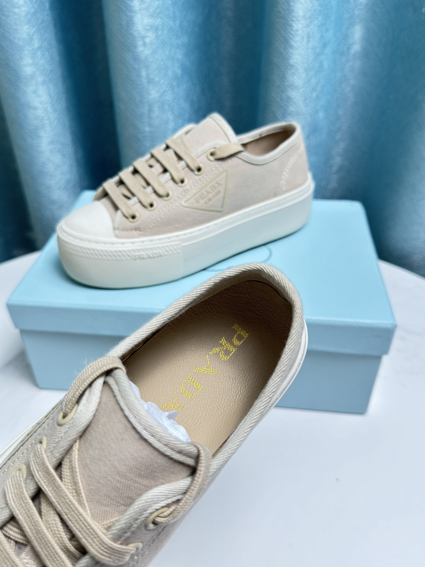 Women Men Top Quality P*rada shoes