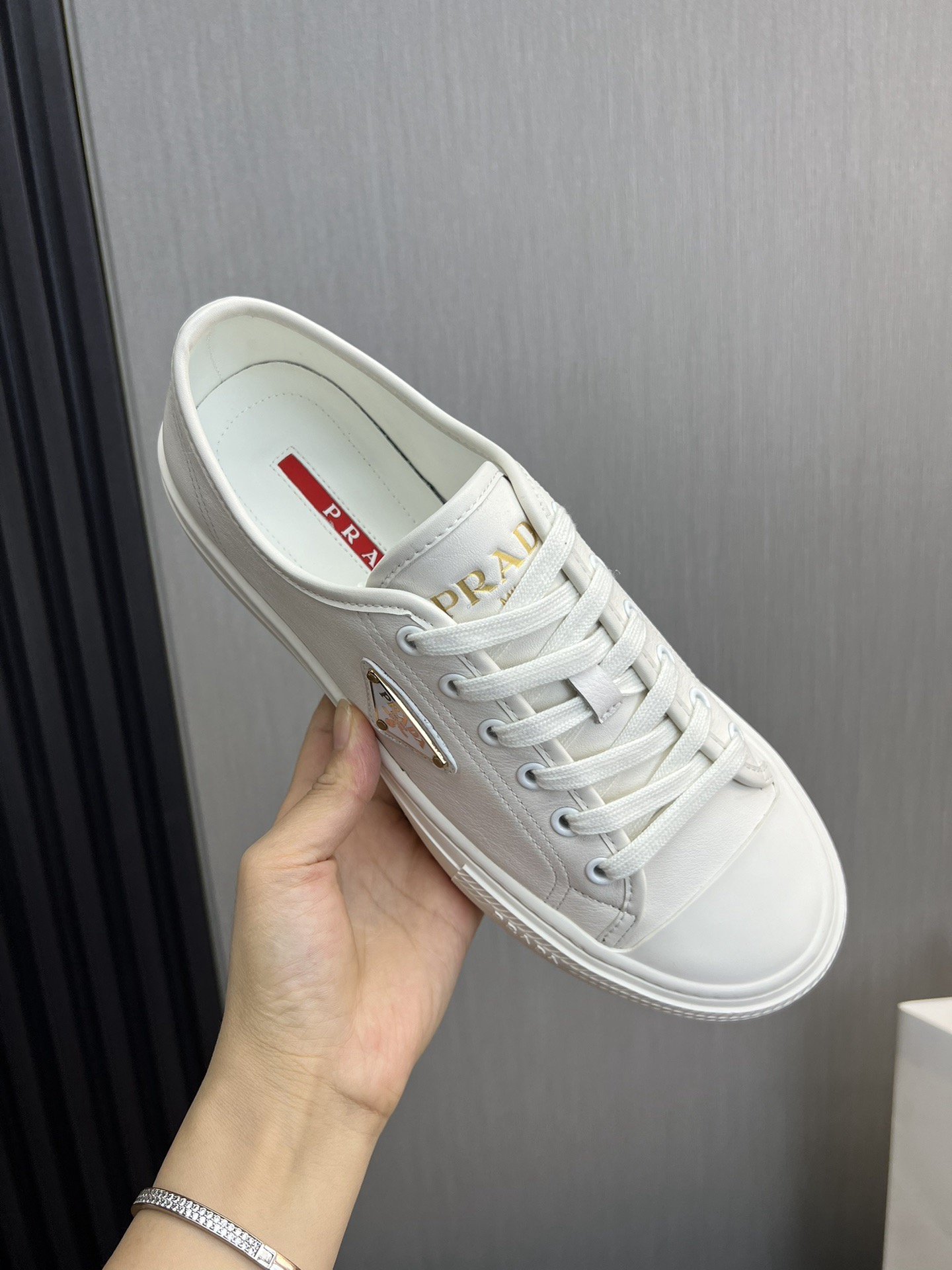 Women Men Top Quality P*rada shoes