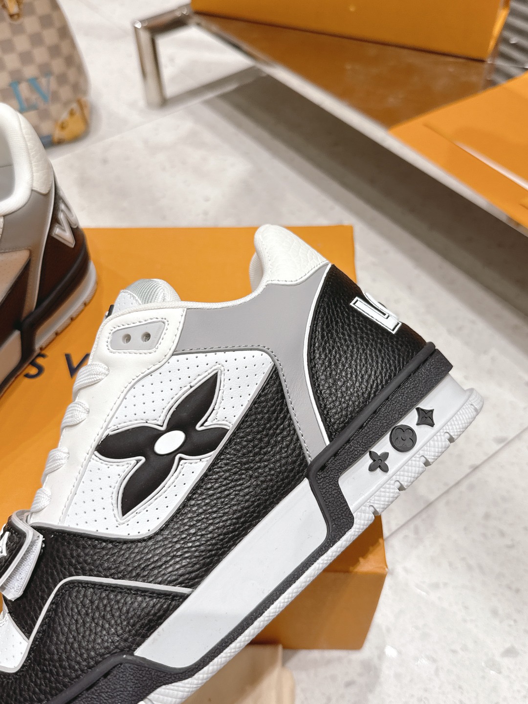 Men Women L*ouis V*uitton Top Sneaker L*V Trainer size 35-46