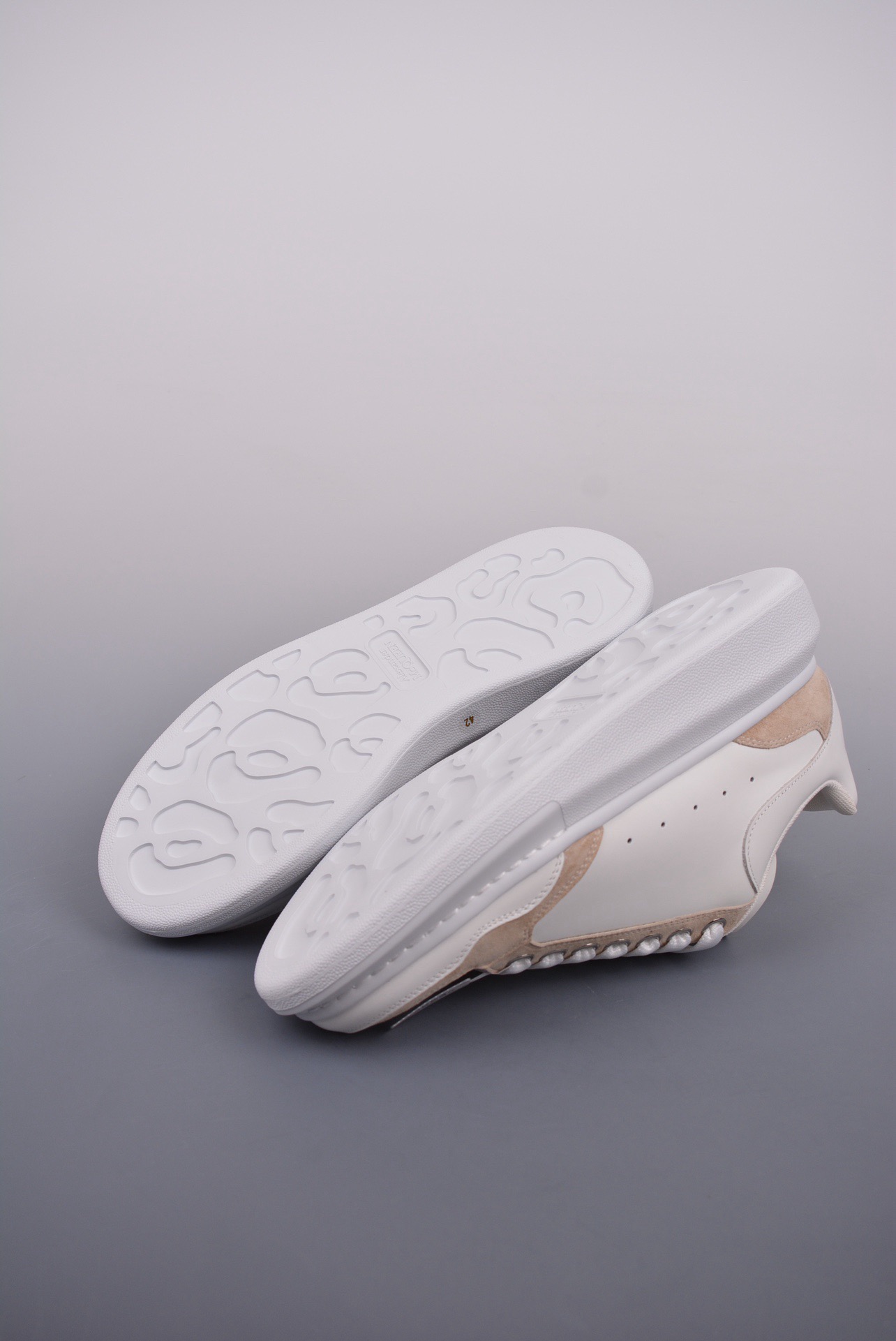 Men Women size 35-45 A*lexander M*cqueen Sneaker Top Quality 1:1