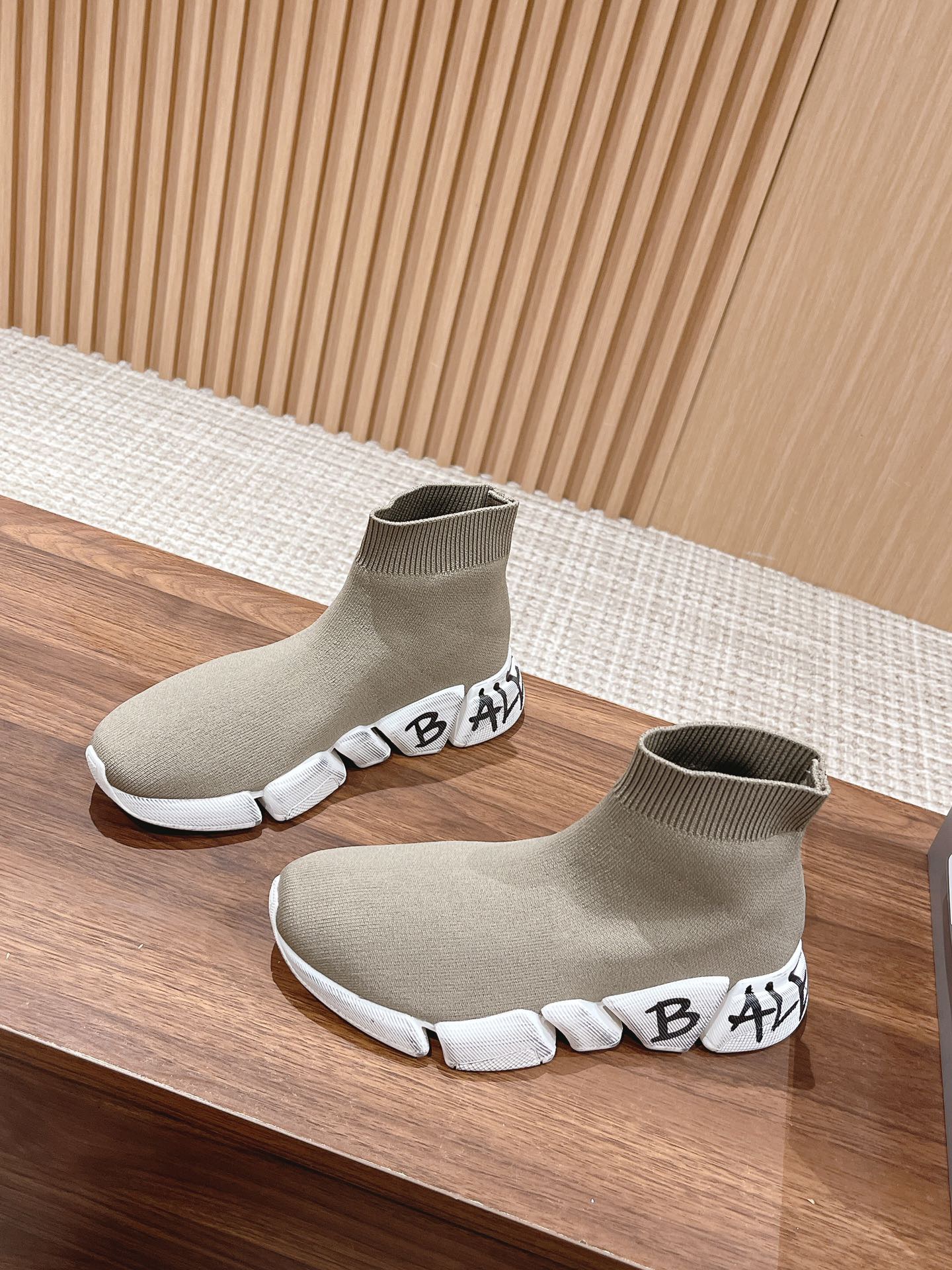 men Women size 35-45 A*lexander M*cqueen Sneaker Top Quality 1:1