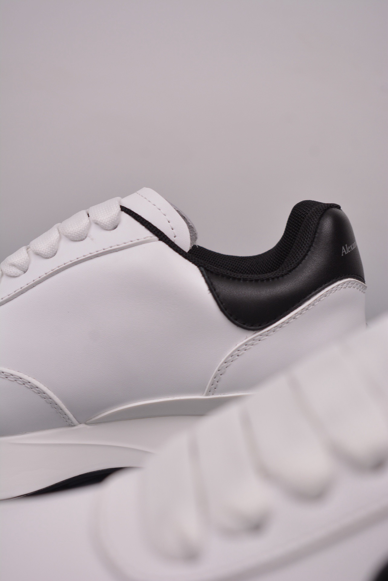 Men Women size 35-45 A*lexander M*cqueen Sneaker Top Quality 1:1