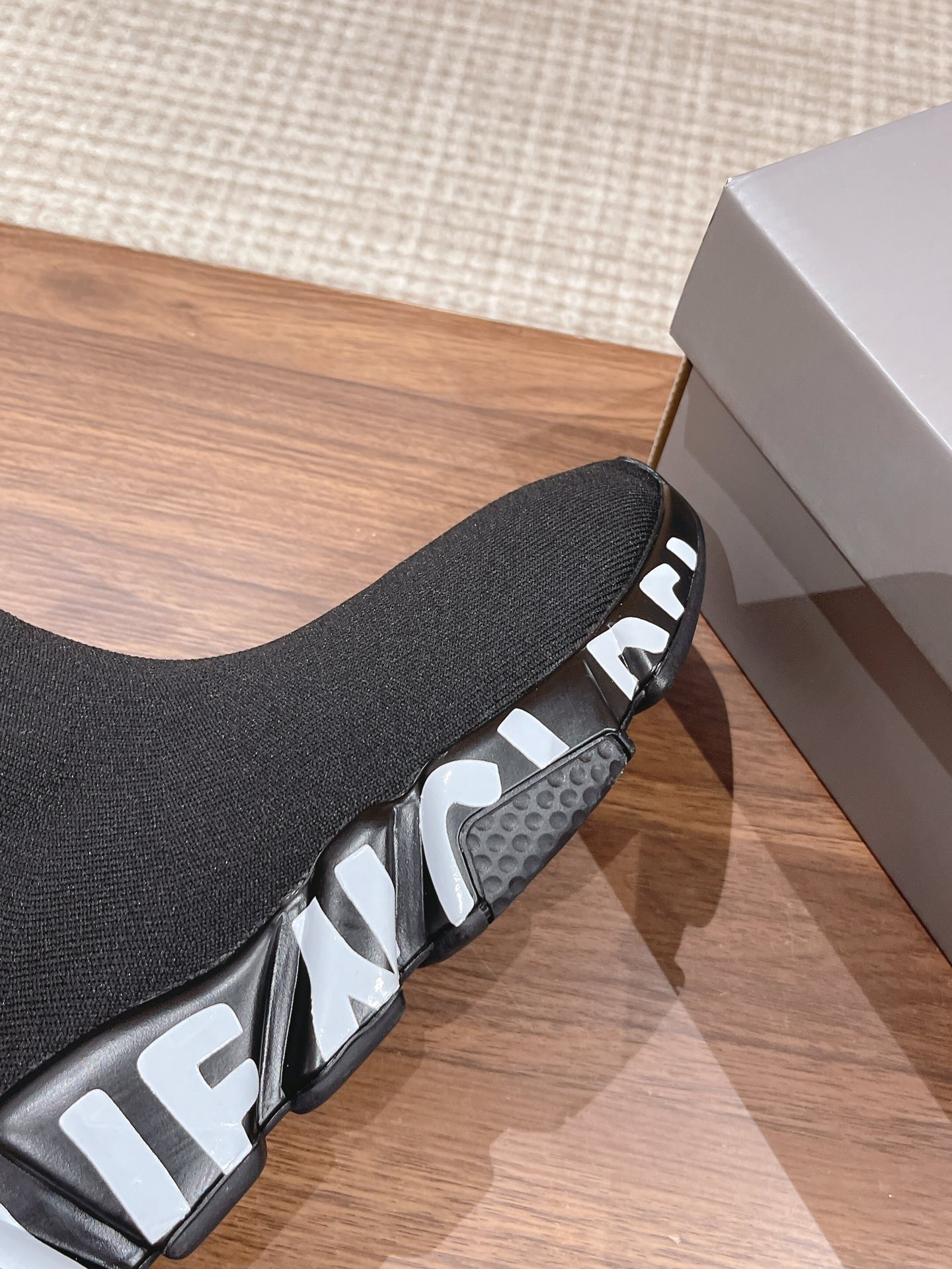 Men Women size 35-45 A*lexander M*cqueen Sneaker Top Quality 1:1