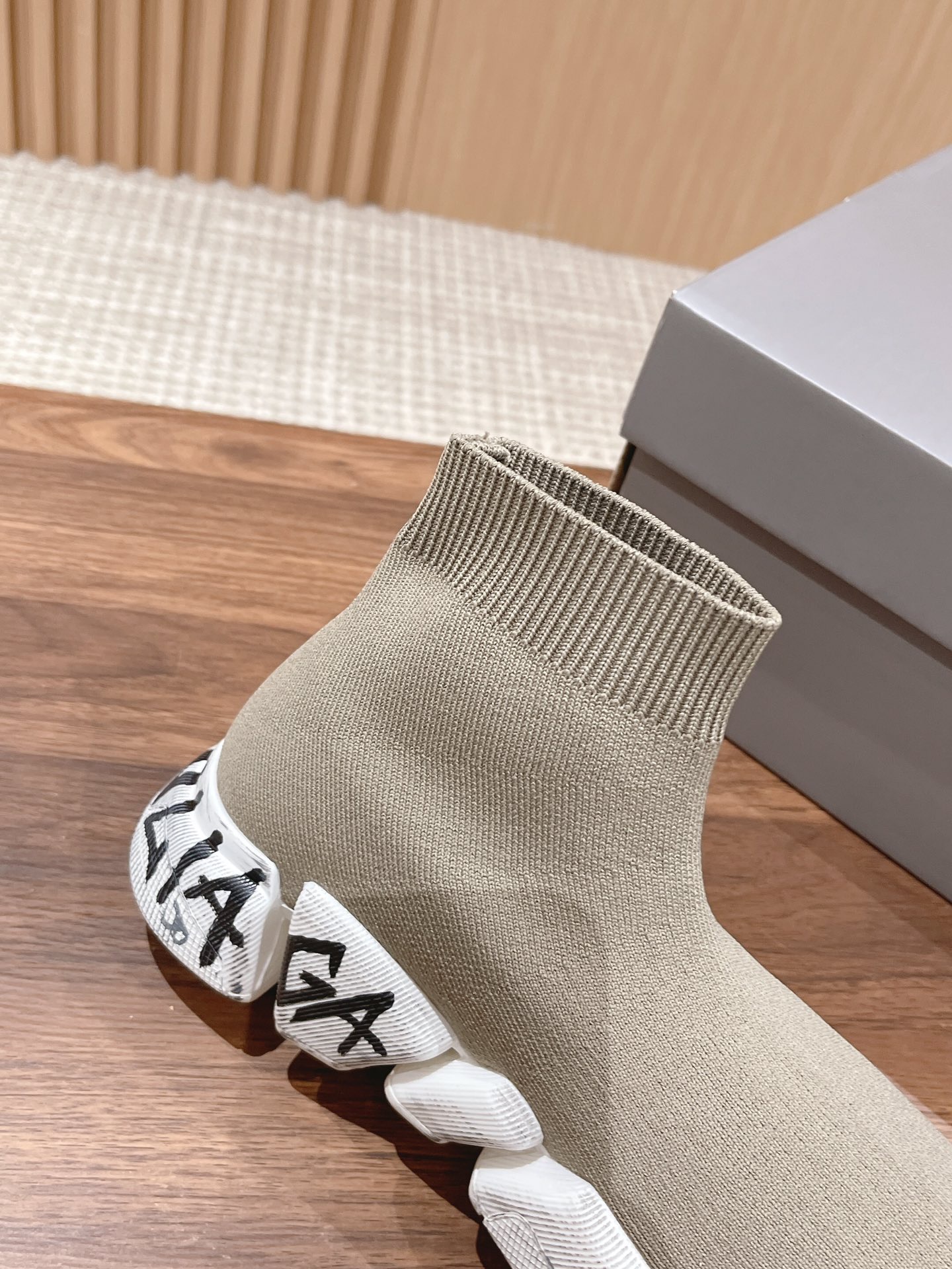 men Women size 35-45 A*lexander M*cqueen Sneaker Top Quality 1:1