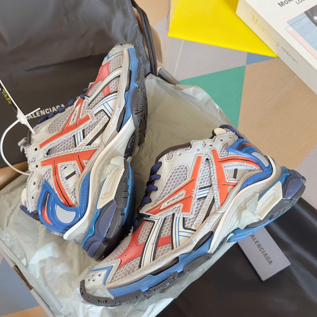 WOMEN SIZE 35-39 Men SIZE 39-45 B*alenciaga Sneaker Top quality 1:1